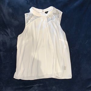 Sleeveless blouse